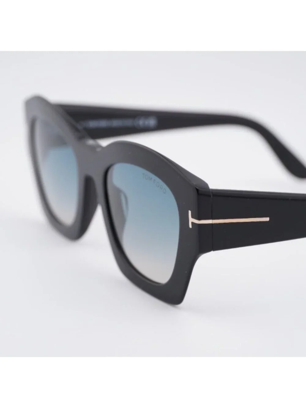 Tom Ford Guilliana FT1083 01P Sunglasses Shiny Black Square Frame, Green Lenses